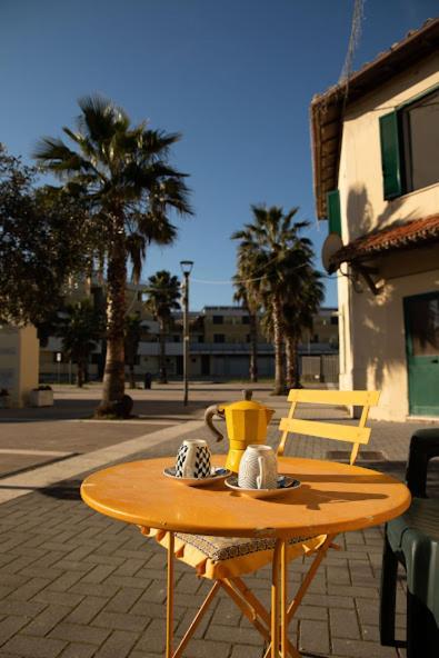 Roma Al Mare! Le Comete Del Borghetto Лидо ди Остия Екстериор снимка